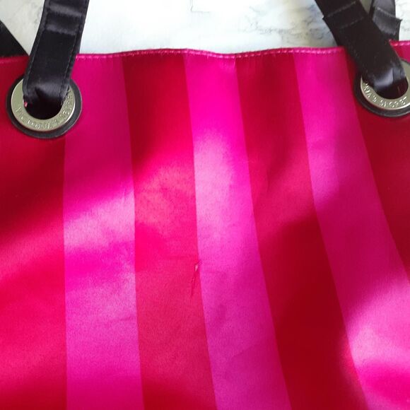 Victoria’s Secret Studded Red Pink Striped Studded Weekender Beach Large ToteBag - Picture 6 of 7